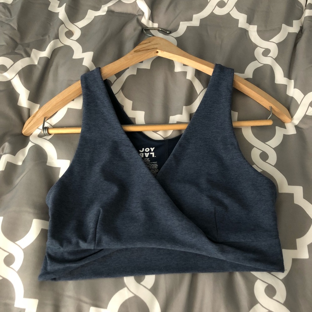 Active sports bra
